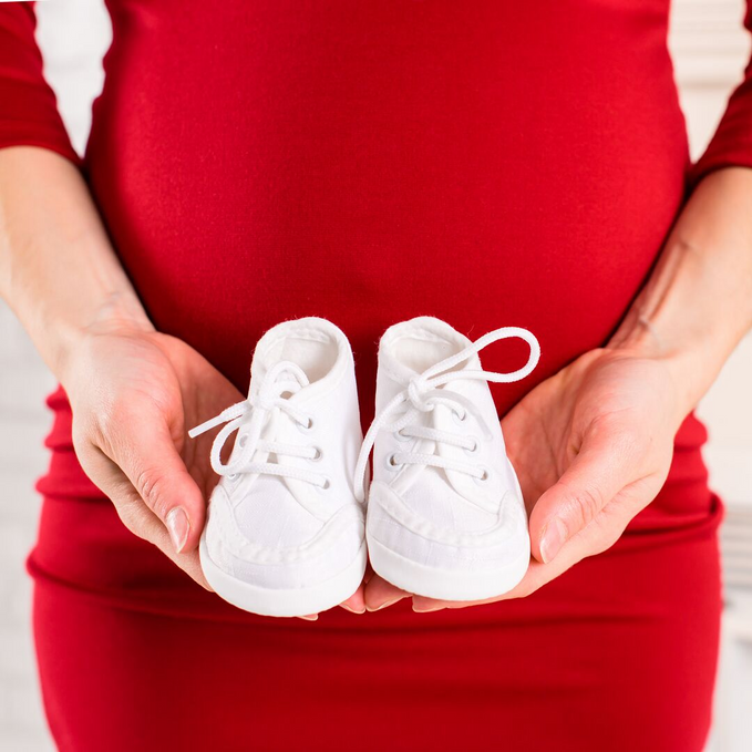 Dressing up the Bump – Tips for Buying Maternity Clothes