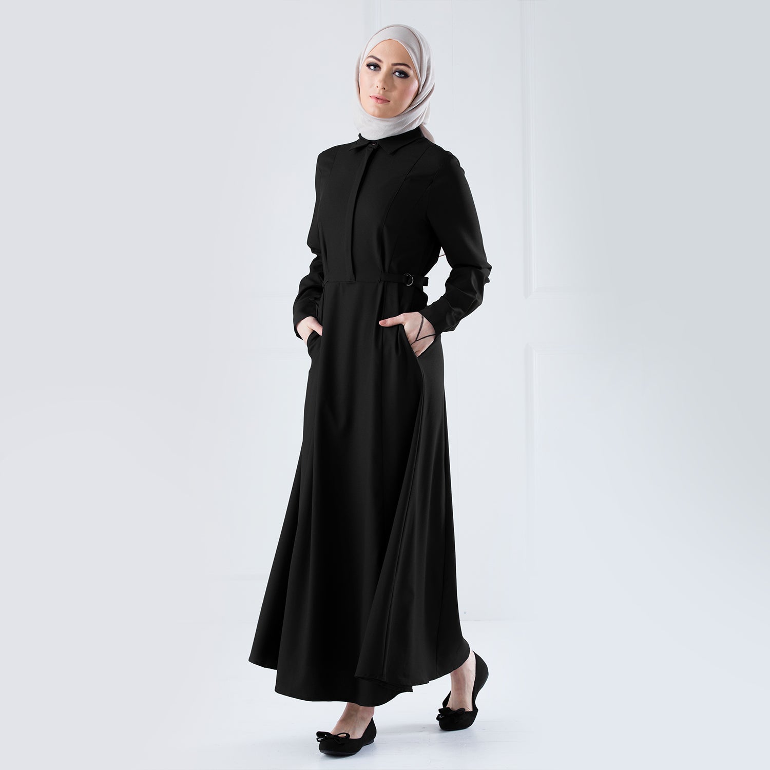 Saira Abaya Black
